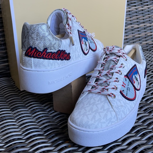 Michael Kors Poppy Lace Up MK Sig Small/MK Logo Ski Patch WMNS - Picture 10 of 16